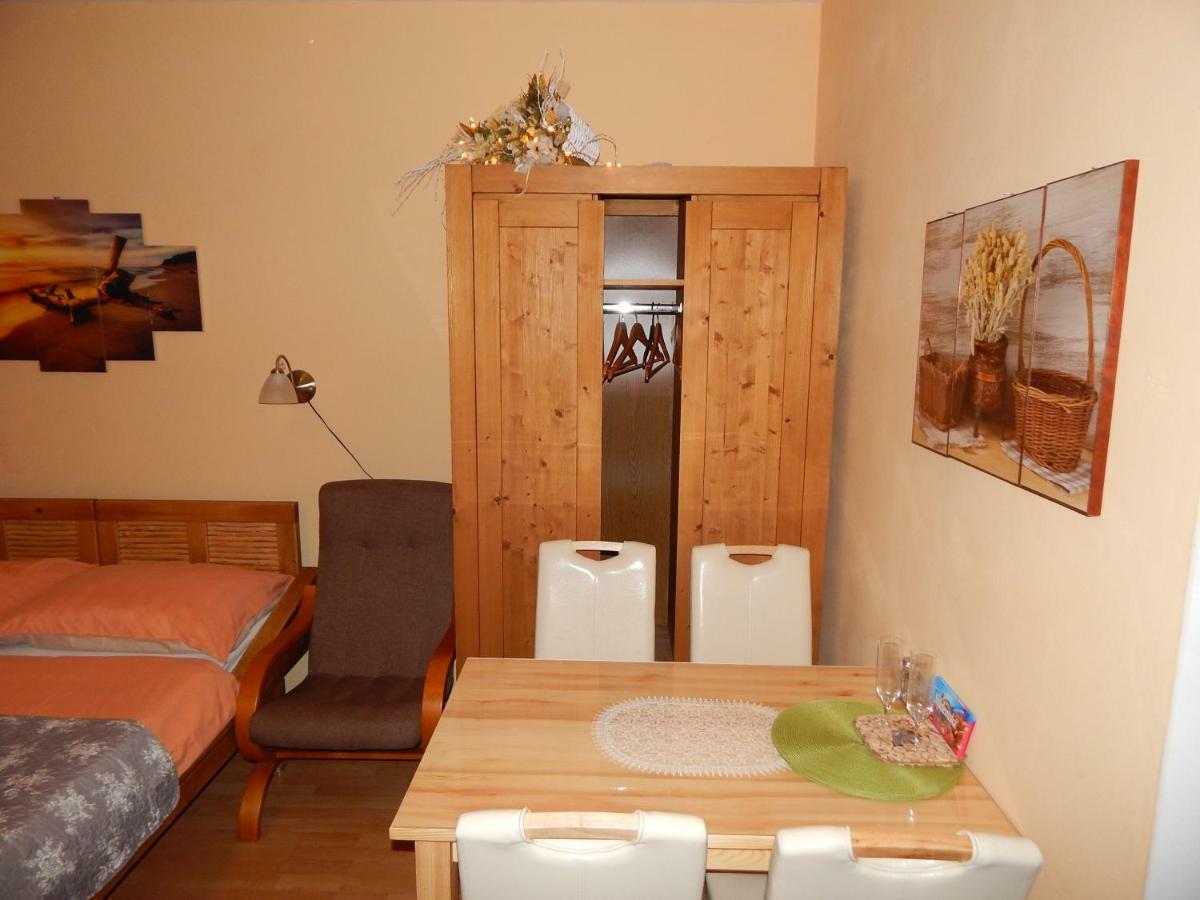 Apartman Malino Brdo - Hrabovska Dolina Apartment รูชอมแบรอค ภายนอก รูปภาพ